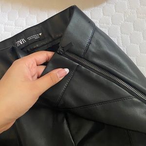 ♦️ ZARA LEATHER LEGGINGS